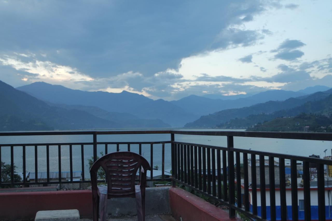 Pokhara Youth Hostel Esterno foto