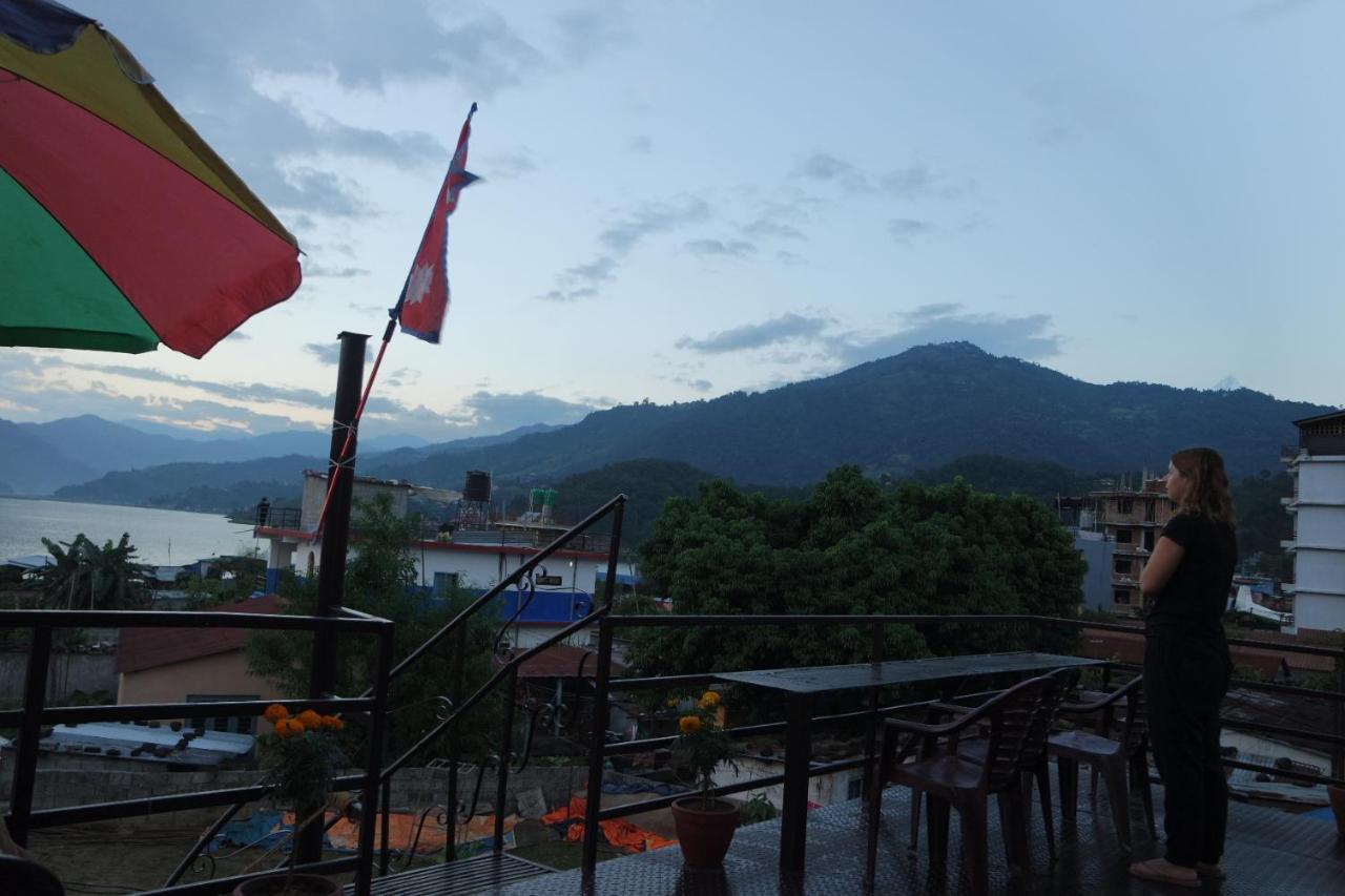 Pokhara Youth Hostel Esterno foto